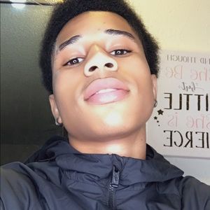 Meet your Posher, Micah